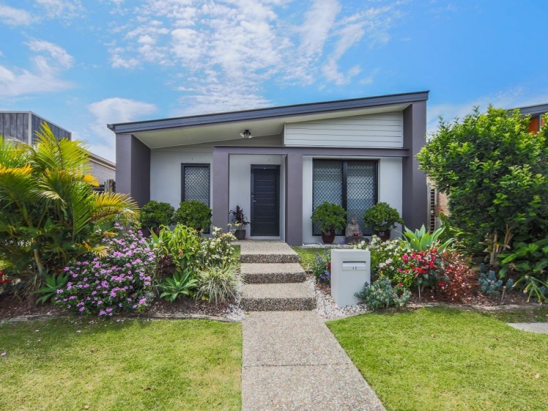 49 Collingrove Circuit, Pimpama QLD 4209