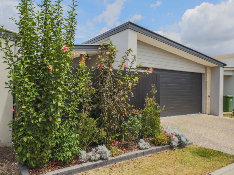 49 Collingrove Circuit, Pimpama QLD 4209