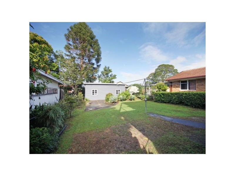 13 Chatham St, Margate QLD 4019