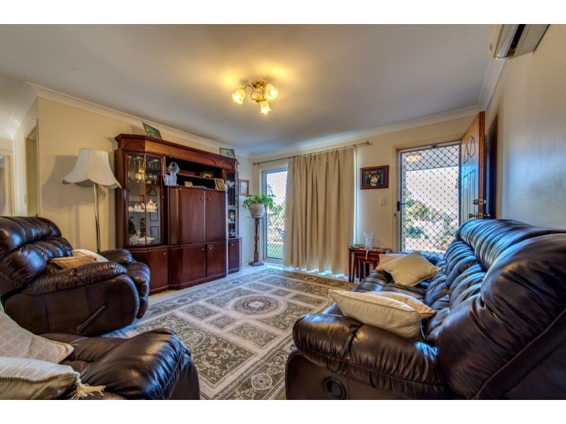 25 Dowling Crescent, Eagleby QLD 4207