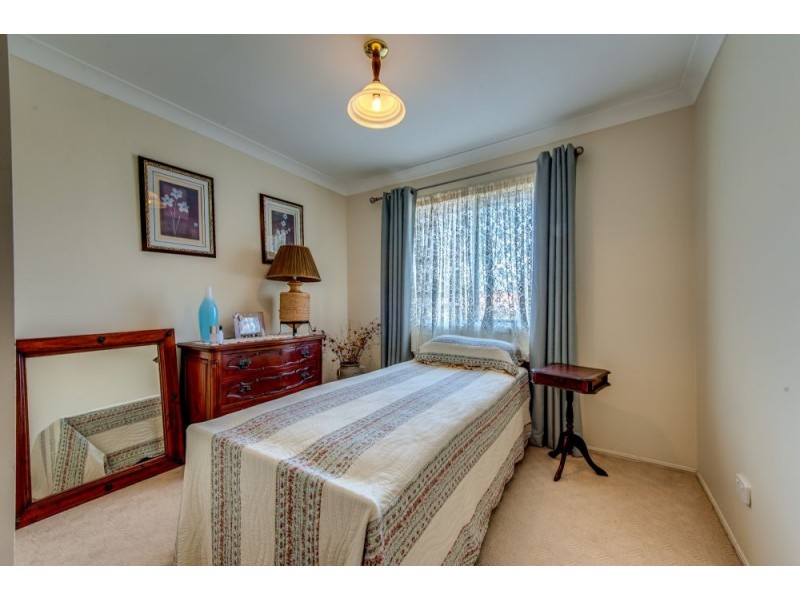 25 Dowling Crescent, Eagleby QLD 4207