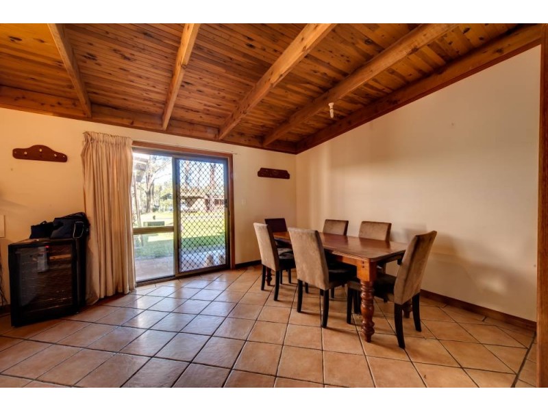 1 Warner Road, Chambers Flat QLD 4133
