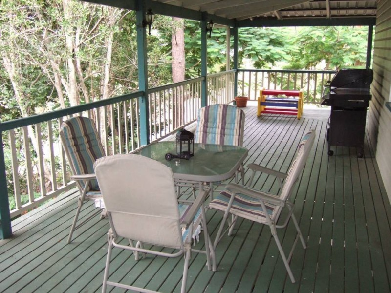 17 Hayes Avenue,, Camira QLD 4300