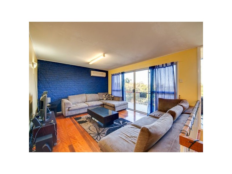 24 Caratel Street, Stafford Heights QLD 4053