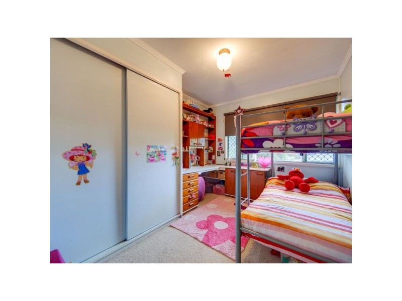 14 Gordon Road, Ferny Hills QLD 4055