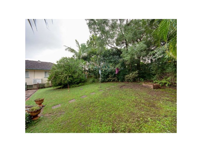 14 Gordon Road, Ferny Hills QLD 4055