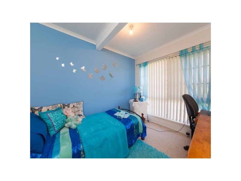 2 Dunvegan Place, Carindale QLD 4152