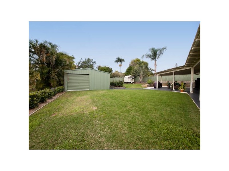 2 Dunvegan Place, Carindale QLD 4152