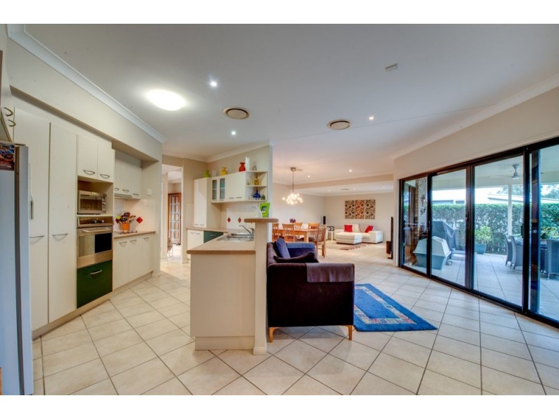 20 St Ives Circuit, Forest Lake QLD 4078