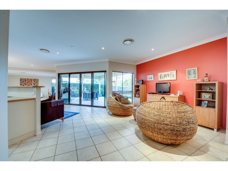 20 St Ives Circuit, Forest Lake QLD 4078