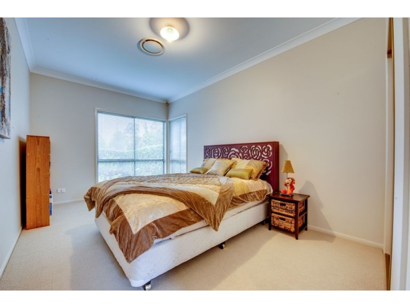 20 St Ives Circuit, Forest Lake QLD 4078