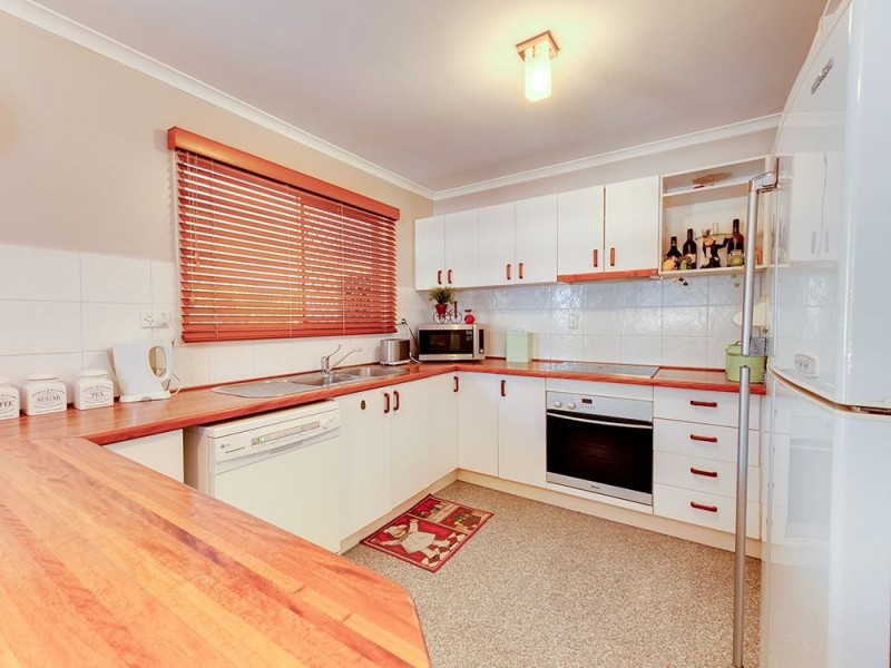 12 Coleen Court, Redbank Plains QLD 4301