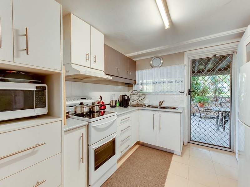 12 Coleen Court, Redbank Plains QLD 4301