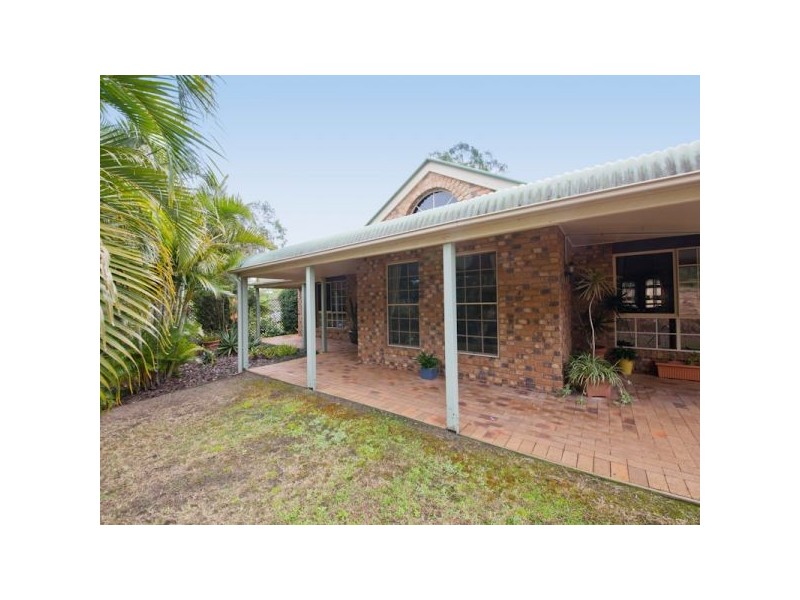 82 Thiess Drive, Albany Creek QLD 4035