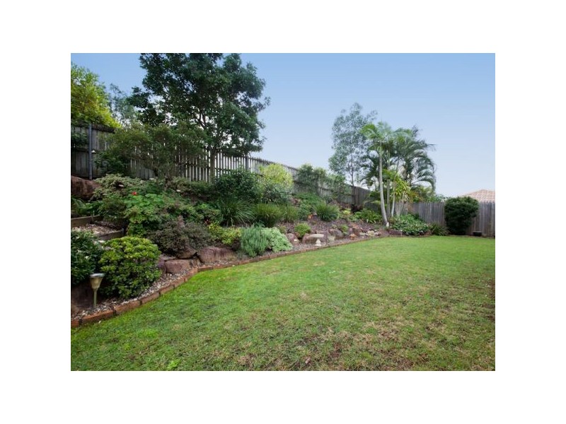82 Thiess Drive, Albany Creek QLD 4035