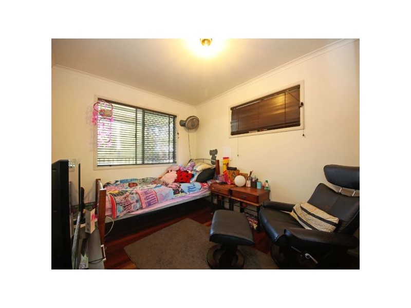 57 Deans Street East, Margate QLD 4019