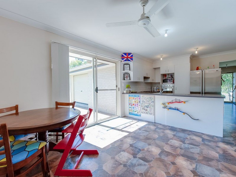 9 Delmere Court, Redbank Plains QLD 4301