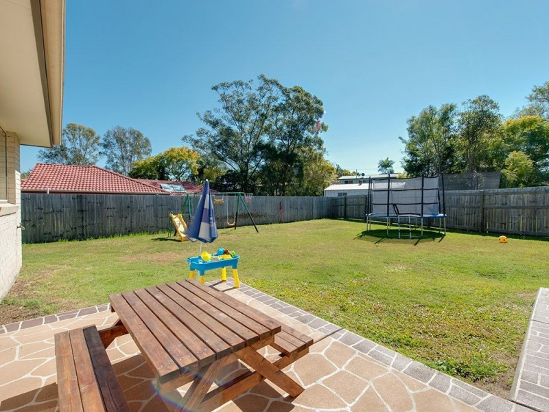 9 Delmere Court, Redbank Plains QLD 4301