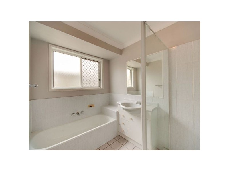 1368 Old North Rd, Bray Park QLD 4500