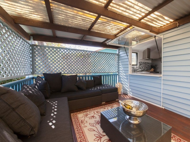 16 Railway Parade, Clayfield QLD 4011