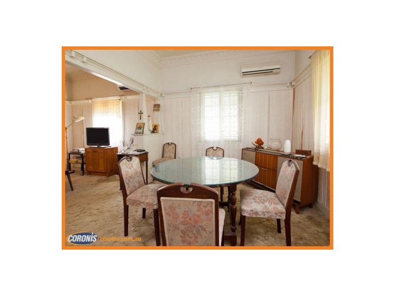 57 Gilbert Road, Windsor QLD 4030