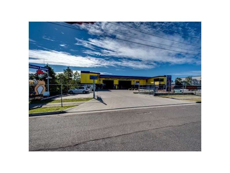 1 Huxham Street, Raceview QLD 4305