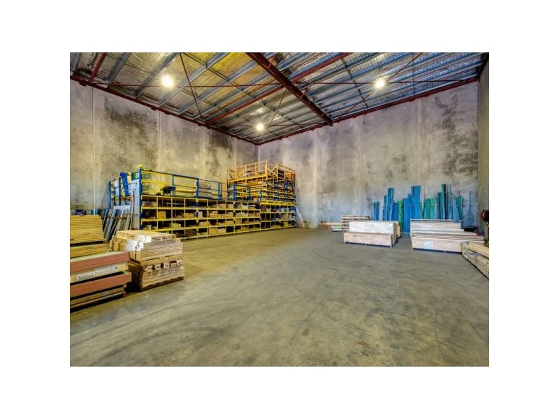 1 Huxham Street, Raceview QLD 4305