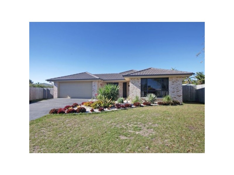 22 Weeroona Avenue, Beachmere QLD 4510