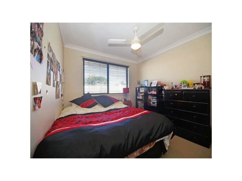 22 Weeroona Avenue, Beachmere QLD 4510