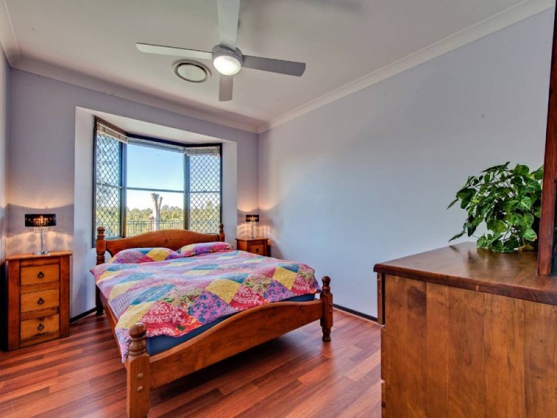 27 Boolungal Way, Karana Downs QLD 4306