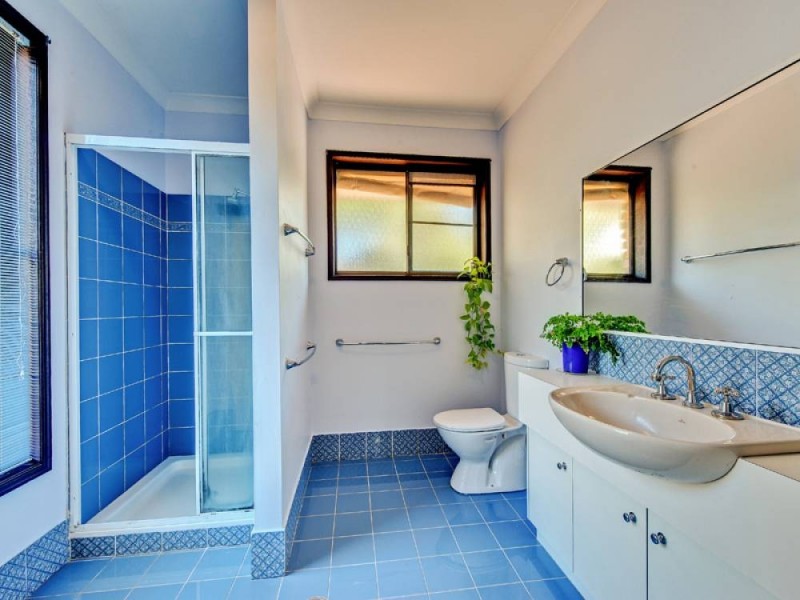 27 Boolungal Way, Karana Downs QLD 4306