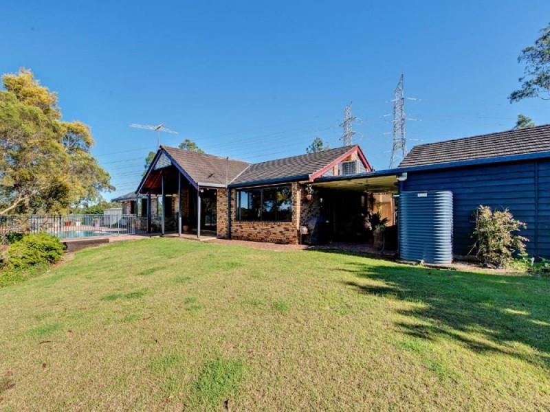 27 Boolungal Way, Karana Downs QLD 4306