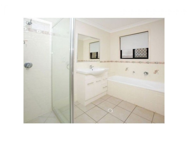 29 Esperance Crescent, Springfield Lakes QLD 4300
