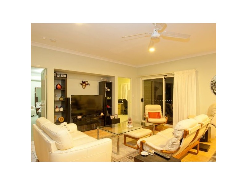 2 Lough Court, Murrumba Downs QLD 4503