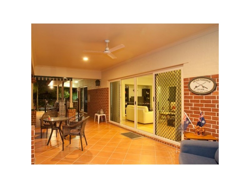 2 Lough Court, Murrumba Downs QLD 4503