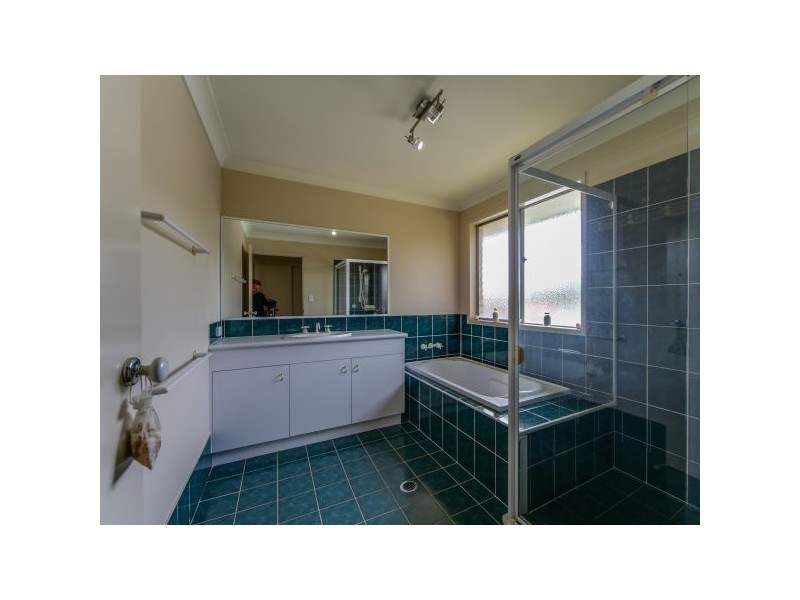 52a Coachwood Drive, Molendinar QLD 4214