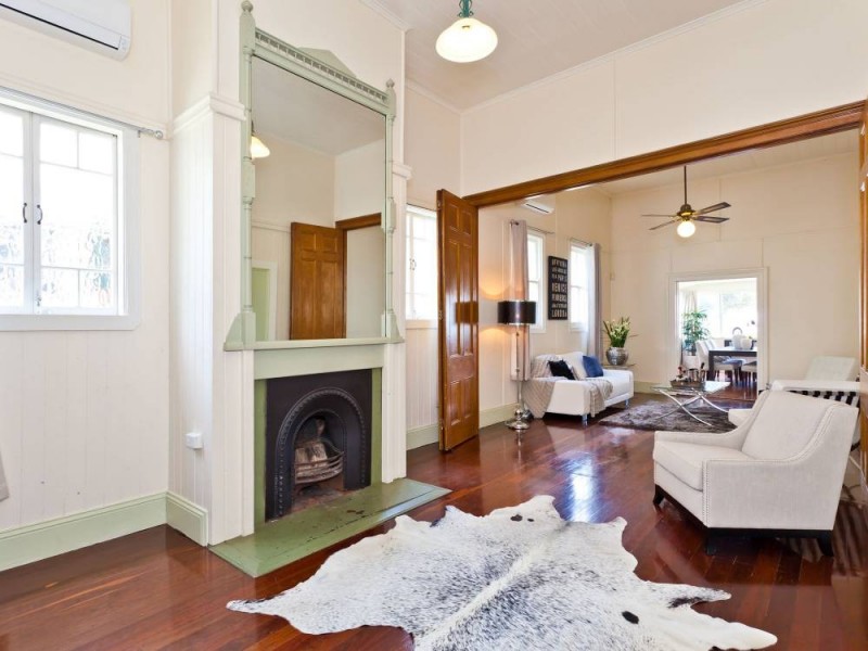 68 Flinders Parade, Sandgate QLD 4017