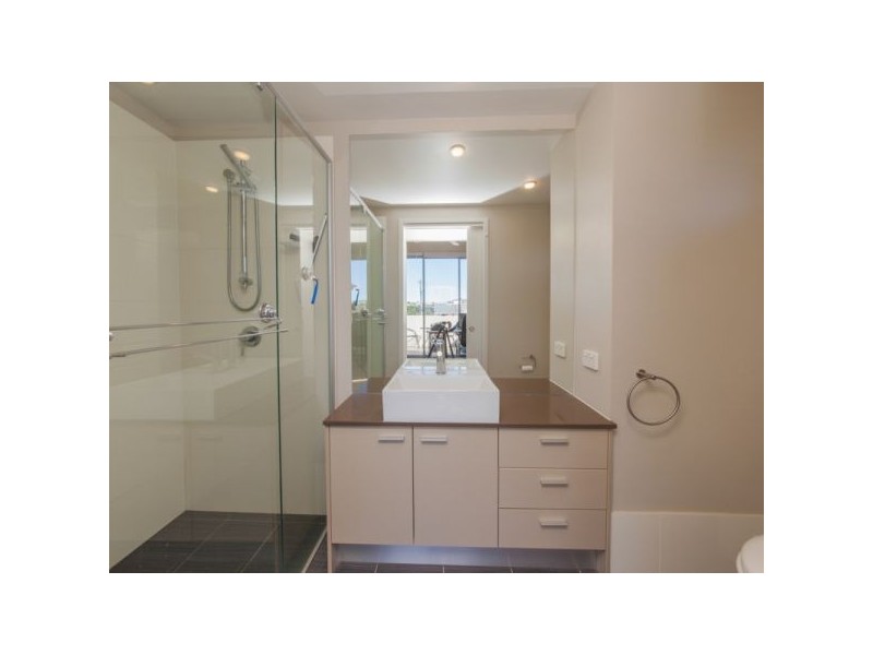 42/70 Love Street, Bulimba QLD 4171