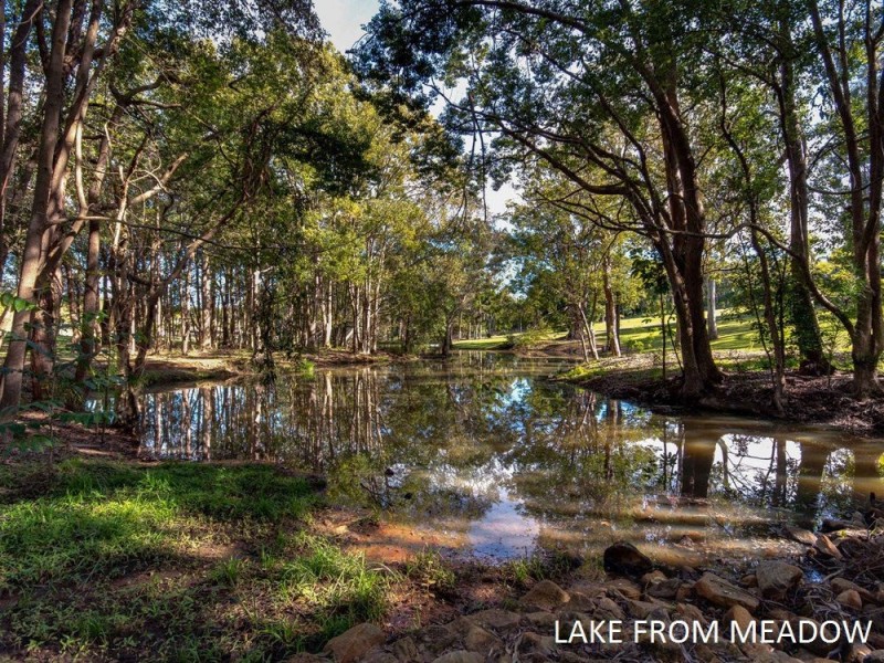 75 Bridgeman Road, Bridgeman Downs QLD 4035