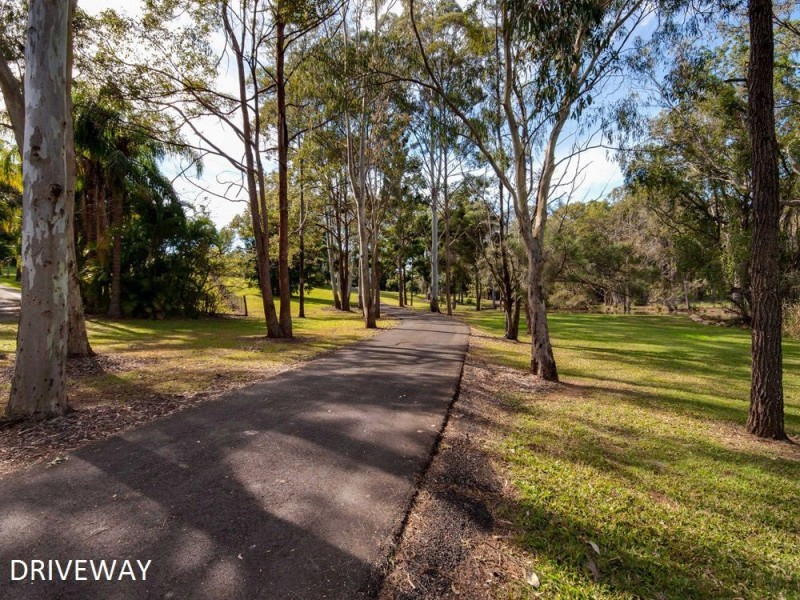 75 Bridgeman Road, Bridgeman Downs QLD 4035
