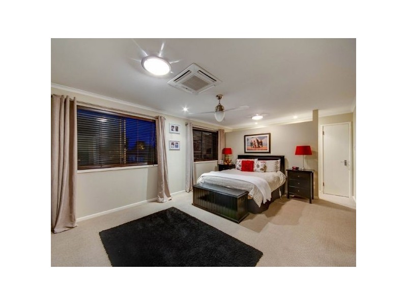 38 Hibiscus Avenue, Redcliffe QLD 4020