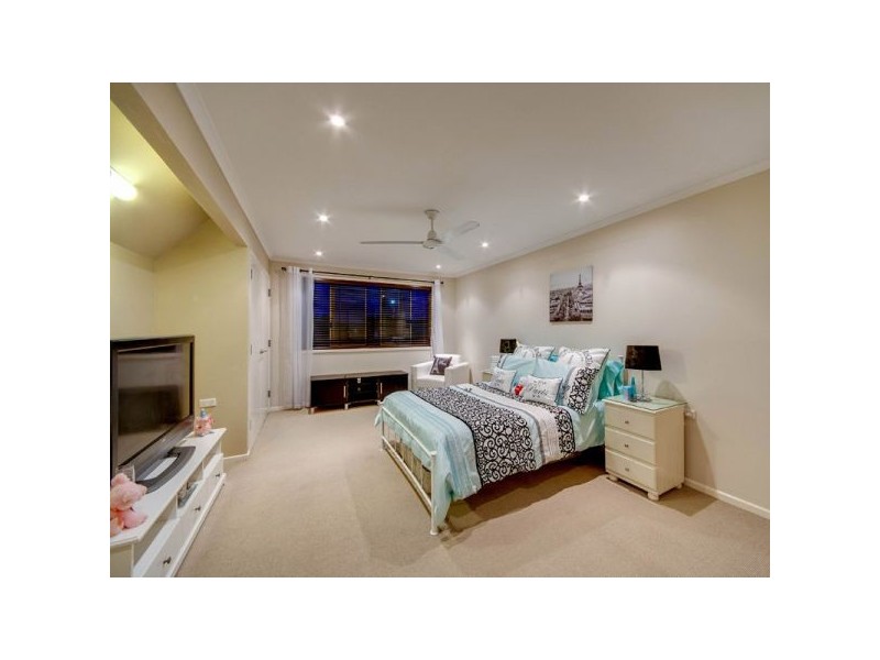 38 Hibiscus Avenue, Redcliffe QLD 4020