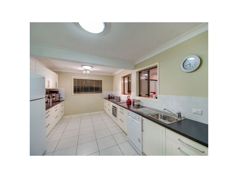 38 Hibiscus Avenue, Redcliffe QLD 4020