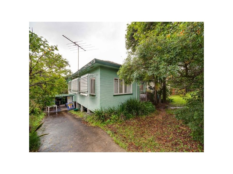 73 Mawson Street, Stafford Heights QLD 4053