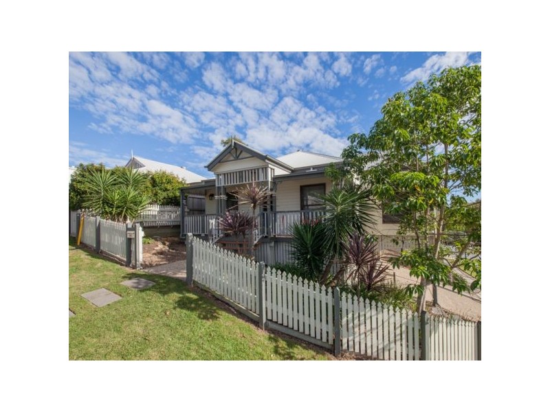 14 Waratah Crescent, Springfield Lakes QLD 4300