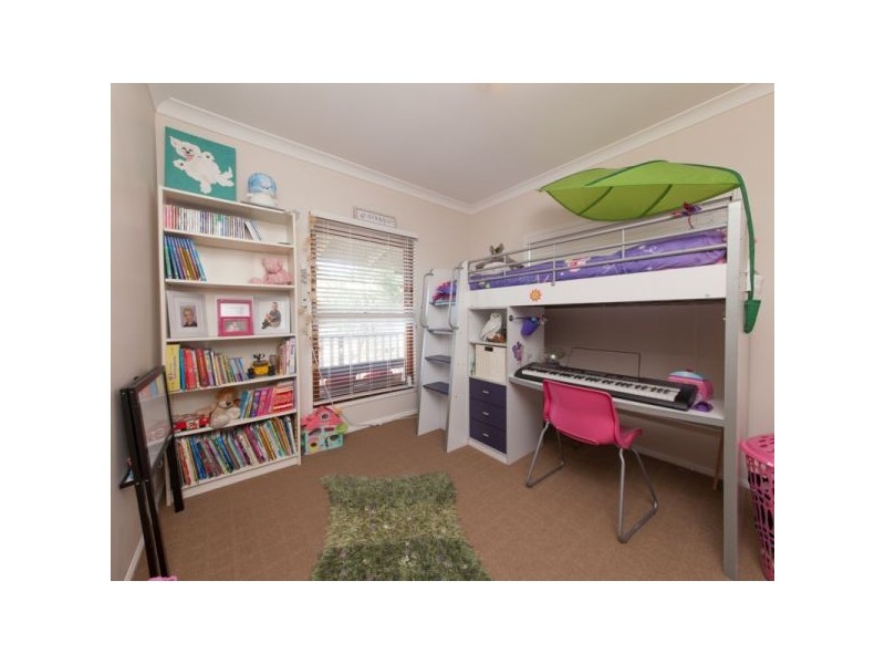 14 Waratah Crescent, Springfield Lakes QLD 4300