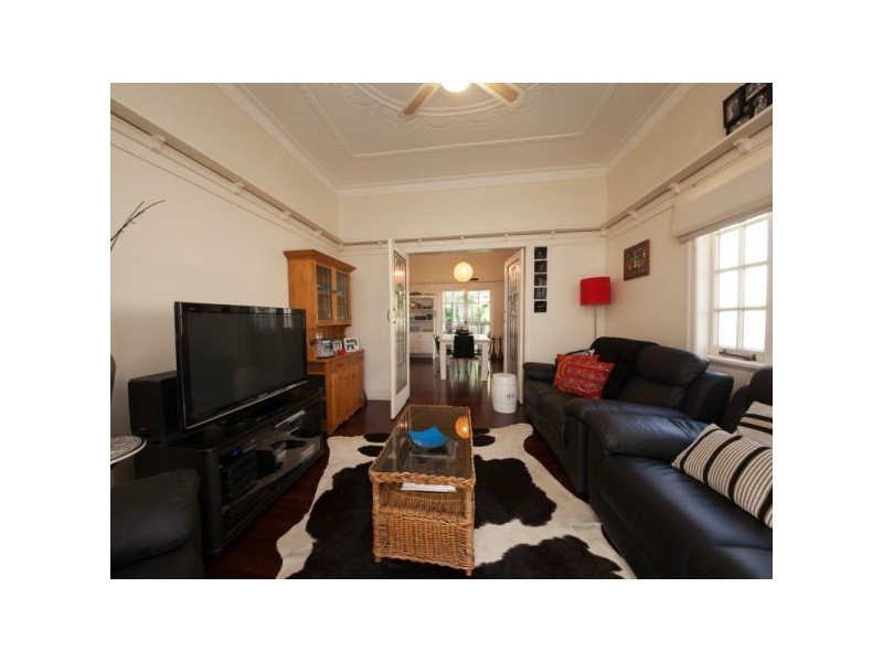 14 Glory Street, Ashgrove QLD 4060