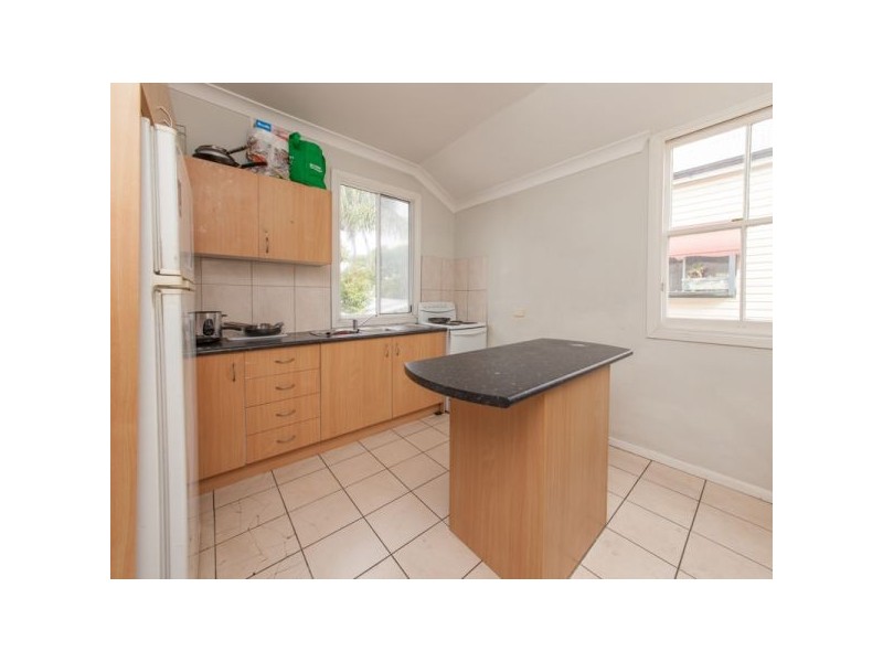 87 Qualtrough Street, Woolloongabba QLD 4102