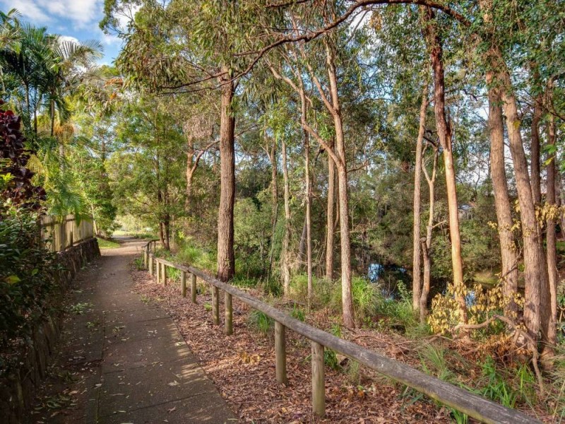 7 Kinross Place, Ferny Grove QLD 4055