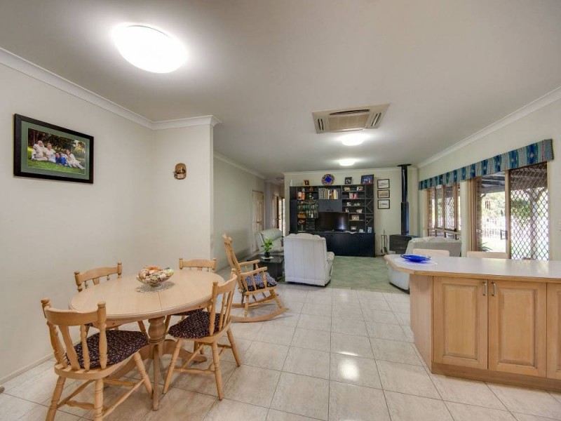 7 Kinross Place, Ferny Grove QLD 4055